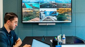 Autonomní monoposty série A2RL Autonomní monoposty série A2RL