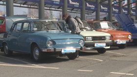 Představení projektu Mototechna Classic v AAA Auto. Firma se nyní soustředí také na prodej veteránů.