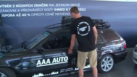 Richard, Stefan a  Stanislav jedou do Mongolska autem od AAA Auto. Vozu BMW E39 528i za 69 tisíc je 20 let.
