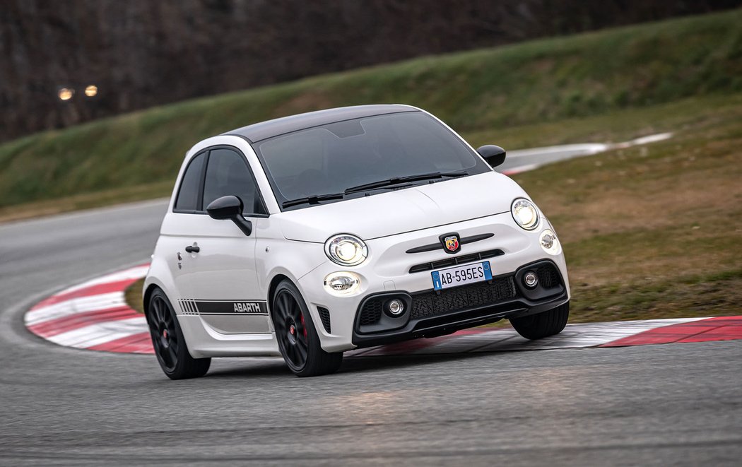 Abarth 595 Esseesse