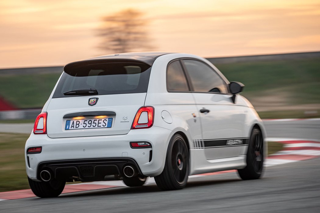 Abarth 595 Esseesse