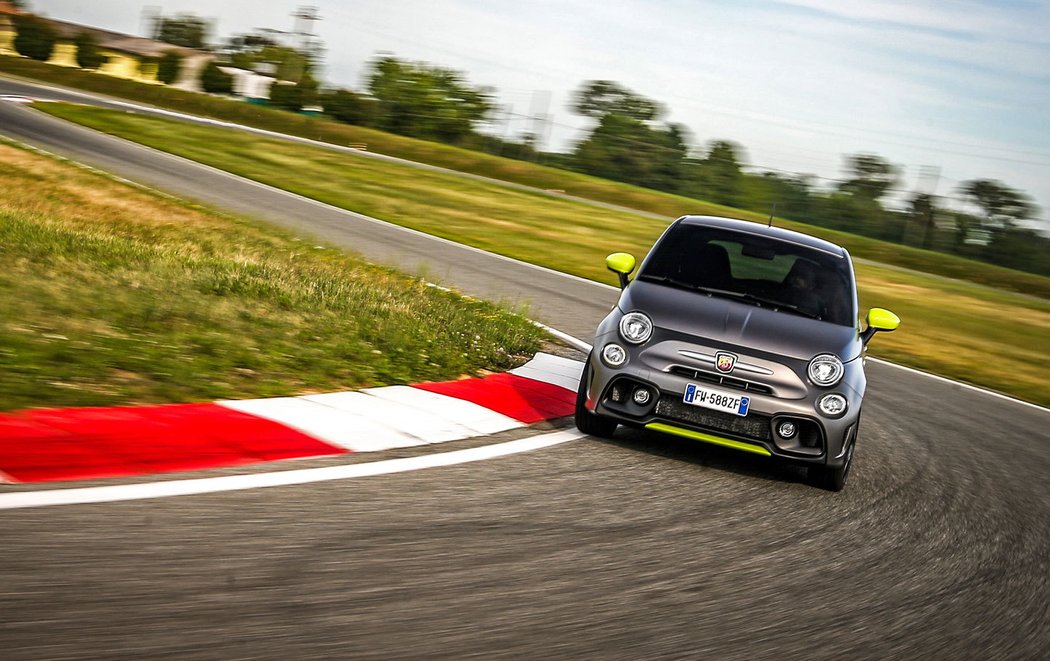 Abarth 595 Pista