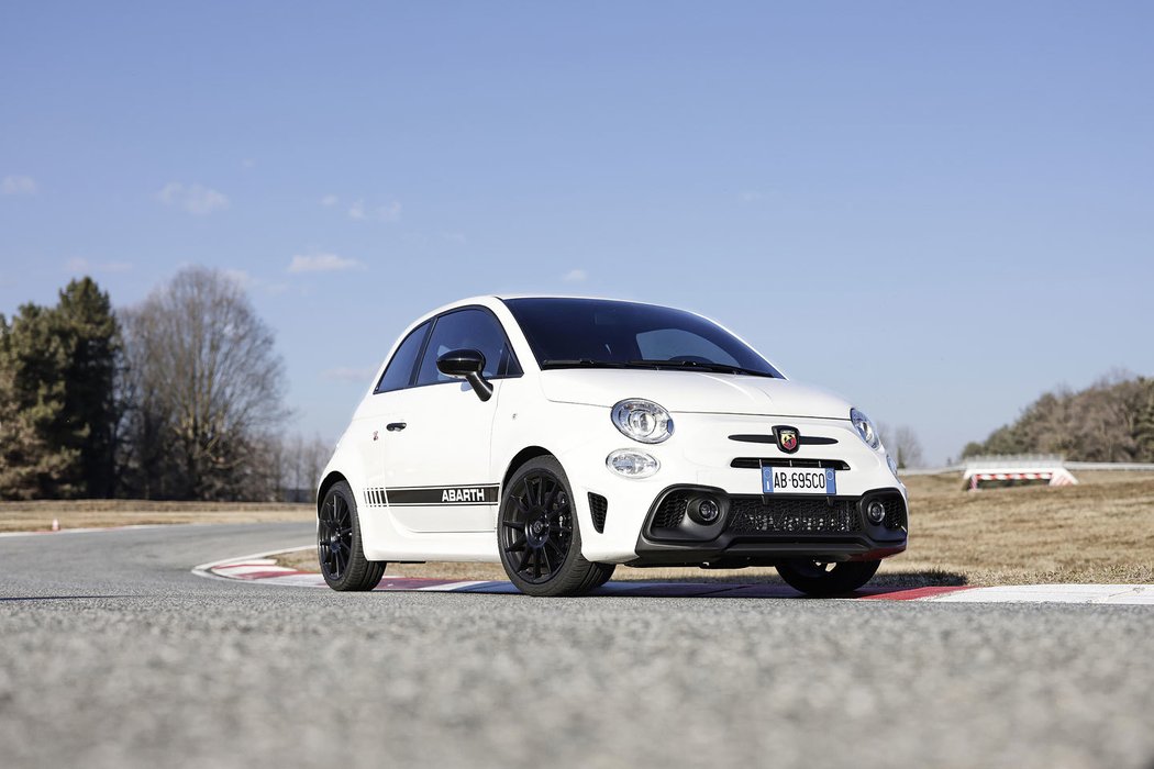 Abarth 695 Competizione