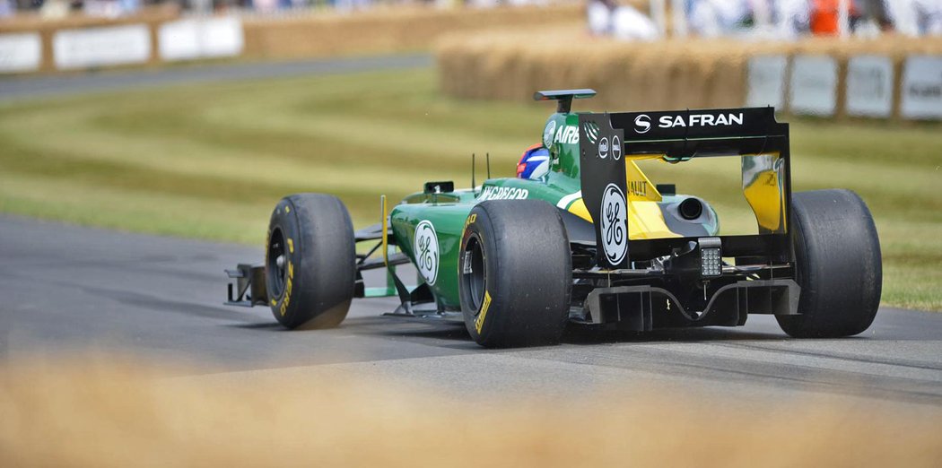 Caterham-Renault CT03