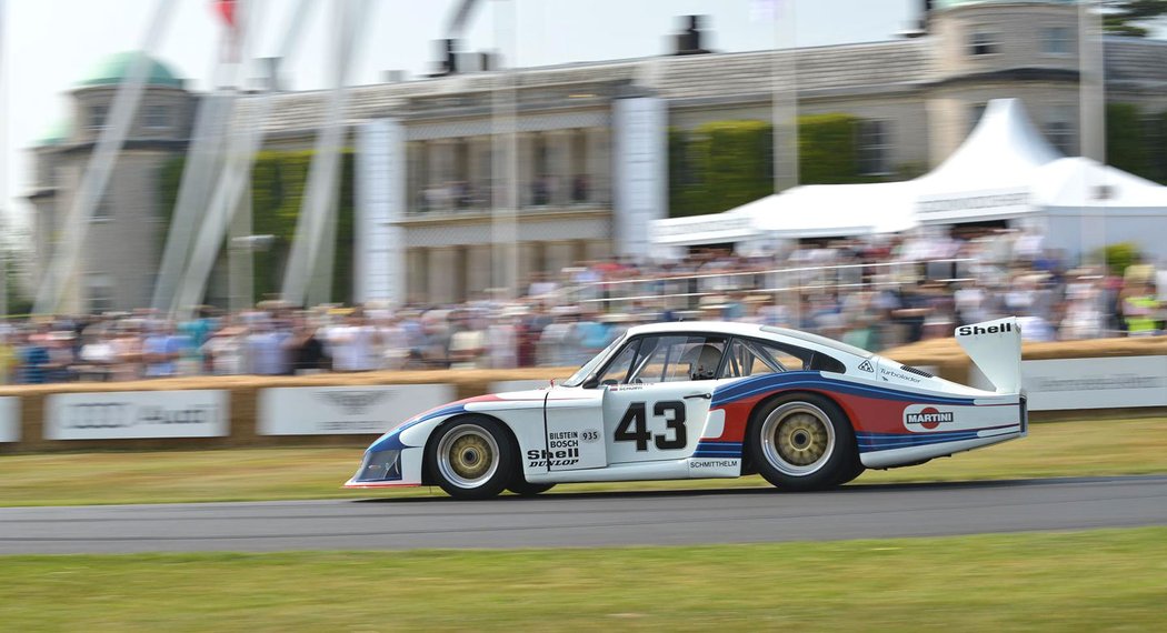 Porsche 935 "Moby Dick"