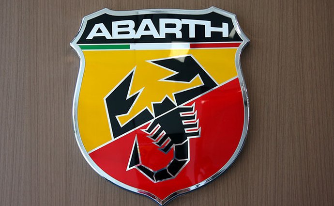 Abarth nabídne výkonnější verze Fiatů Panda a 500L