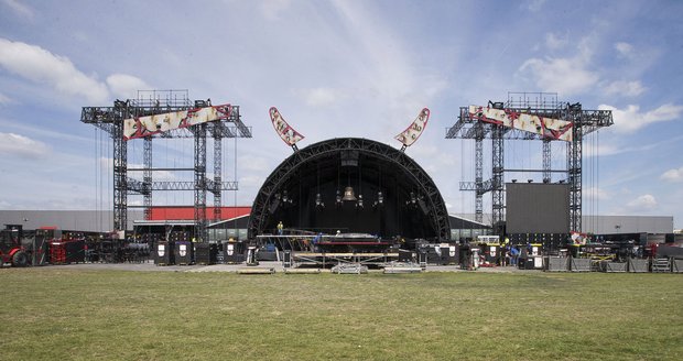 Na koncert AC/DC v Praze má přijít 60 tisíc lidí. Hrozí dopravní kolaps
