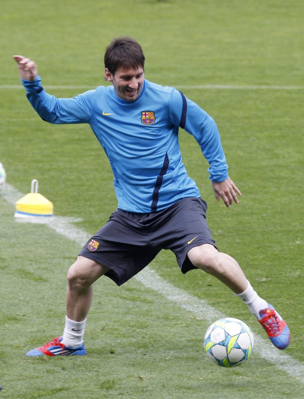 Že se Lionel Messi fotbalem baví, dokazoval při každém dotyku s míčem i na předzápasovou tréninku.