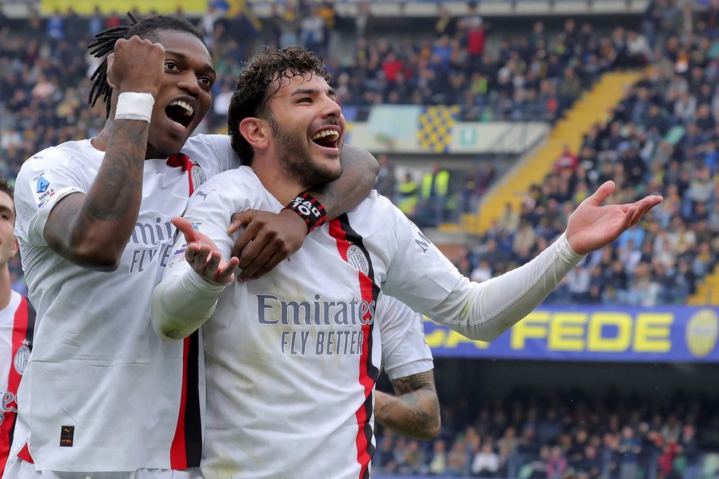 AC Milán porazil Veronu 3:1 a upevnil si druhé místo v tabulce