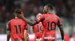 Hráči AC Milán se radují ze vstřelené branky