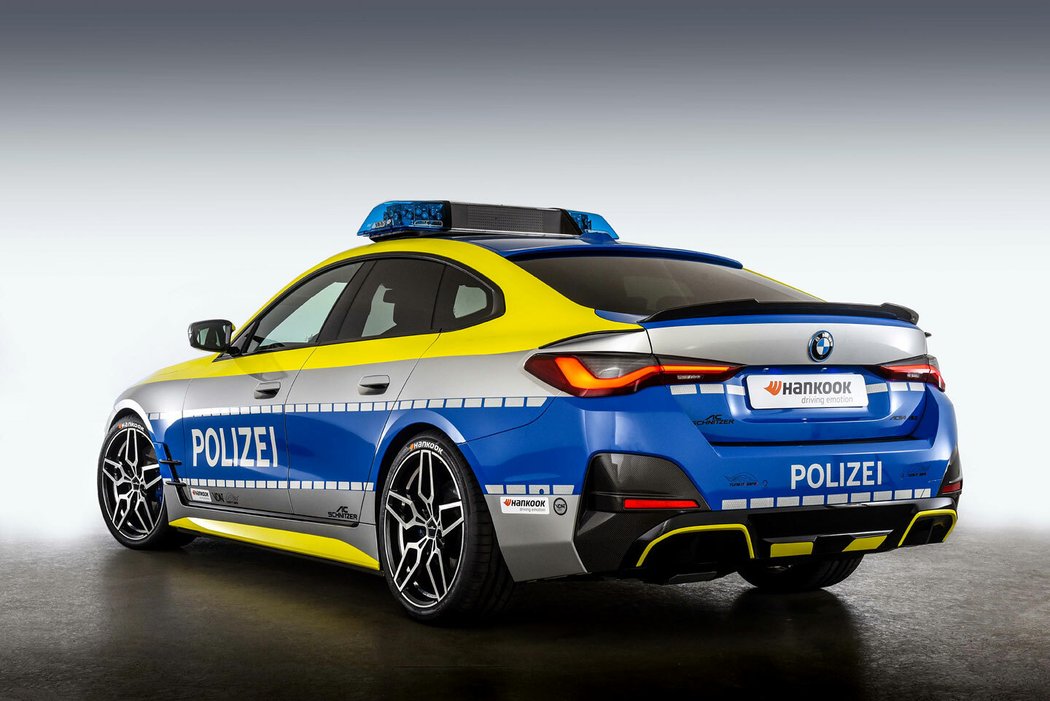 Policejní BMW i4 by AC Schnitzer