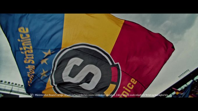 Sparta natáčela unikátní klip. V hlavní roli jsou fanoušci i trenér Priske Sparta natáčela unikátní klip. V hlavní roli jsou fanoušci i trenér Priske