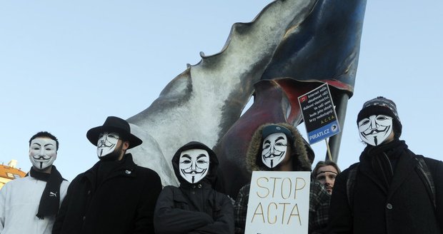 Demonstrace proti podpisu dohody ACTA Českem 2. února