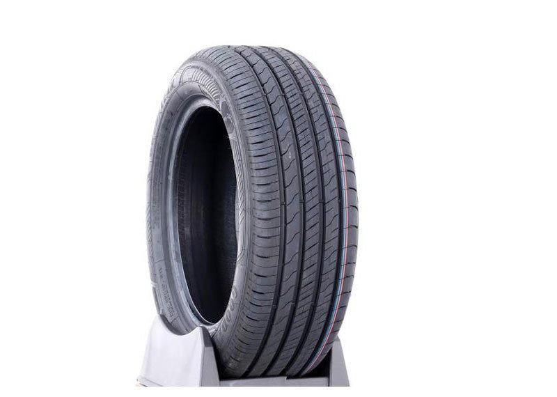 Goodyear EfficientGrip Performance 2