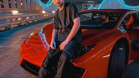 Adam Kajumi v Dubaji