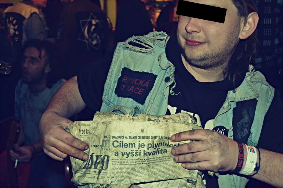 Punker Adam P., jemuž se přezdívalo Medvěd, zemřel náhle ve věku 33 let.