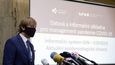 Ministr zdravotnictví Adam Vojtěch na tiskové konferenci k opatřením proti šíření koronaviru