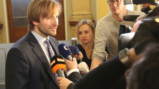 Vojtěch chce zaměstnancům nemocnic přidat maximálně tři procenta