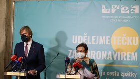 Brífink ministra zdravotnictví Adama Vojtěcha (za ANO) a hlavní hygieničky ČR Pavly Svrčinové k aktuální epidemické situaci