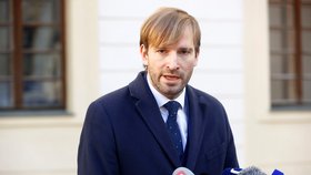 Ministr zdravotnictví Adam Vojtěch (za ANO)
