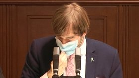 Sněmovna o koronaviru: Adam Vojtěch (za ANO) se bránil kvůli nákupu ochranných prostředků ministerstvem zdravotnictví (28.4.2020)