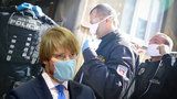 Razie kvůli respirátorům: Policie byla i u Vojtěcha. „Nikoho nezatkli,“ čílil se ministr 