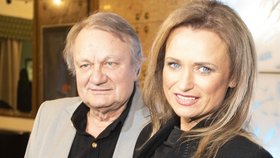 Jiří Adamec (74) a manželka Jana (50): Zastavený rozvod!  