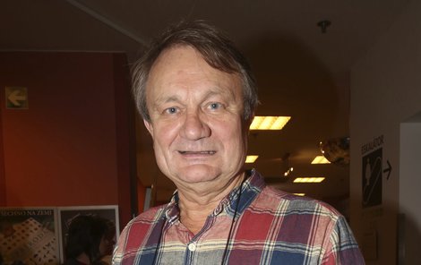 Režisér Jiří Adamec je holt "horňák" a jakákoliv plastika pro něj byla nepřípustná.