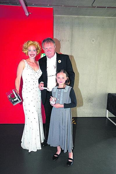 Těsně před premiérou Marilyn se Zuzanou Kajnarovou a dcerou.