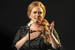 Adele je jednou z nejúspěšnějších zpěvaček. Za jejími písněmi se skrývají smutné příběhy z osobního života