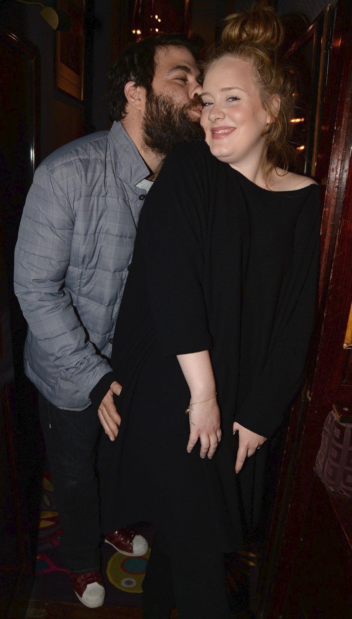 Adele a Simon na začátku vztahu zářili štěstím