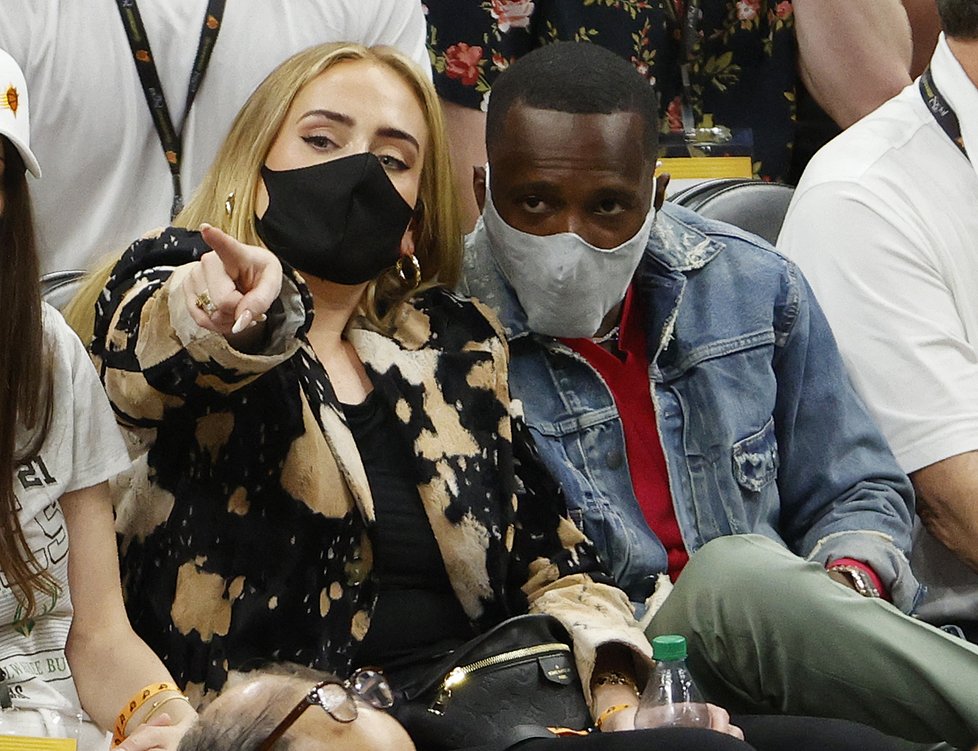 Adele na zápase NBA.