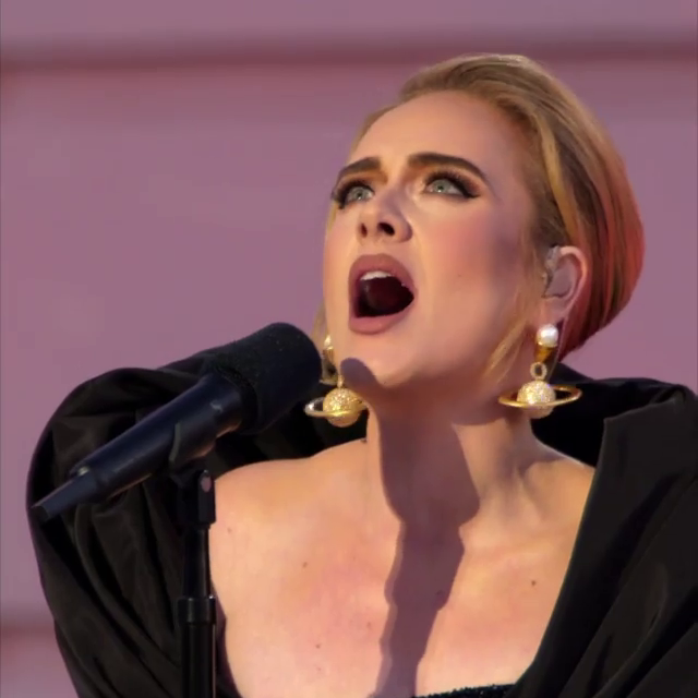 Zpěvačka Adele v pořadu Adele One Night Only s Oprah Winfrey