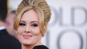 Adele si potrpí na elegantci a perfektně upravený vzhled.