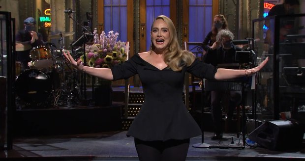 Zpěvačka Adele v shot Saturday Night Live