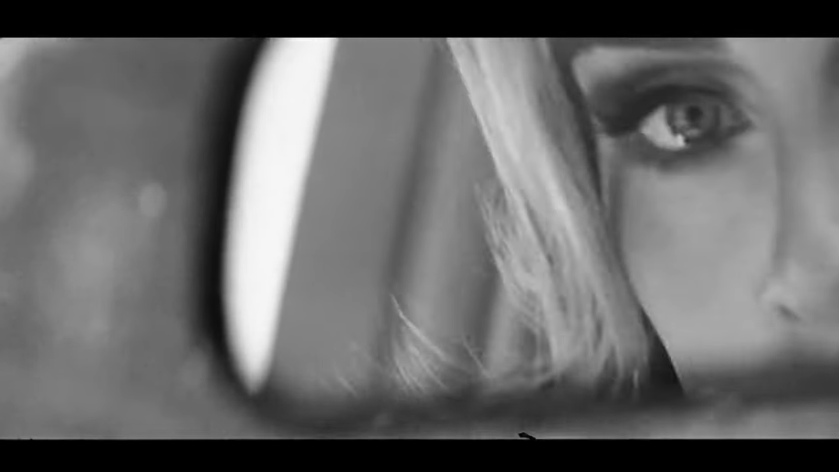 Krásná Adele v ukázce na svůj nový videoklip