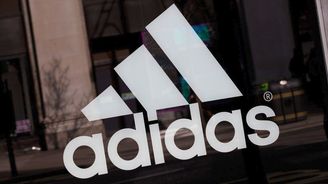 Výrobci sportovního oblečení Adidas stoupl zisk o sedmnáct procent 