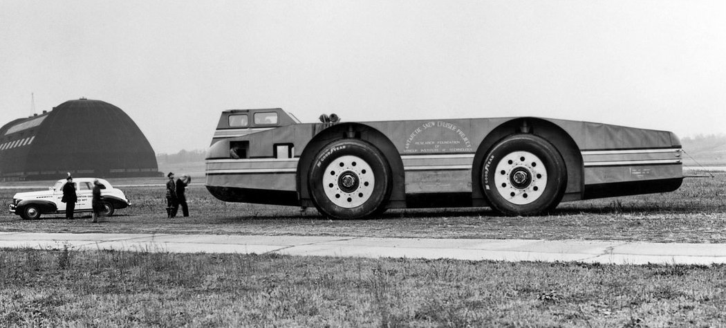 Admiral-Byrd Penguin 1 Snow Cruiser (1939)