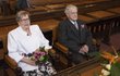 Adolf a Věra včera při obřadu na Prostějovské radnici.