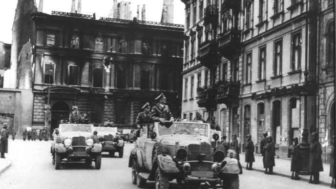 Adolf Hitler ve Varšavě ve čtyřicátých letech minulého století