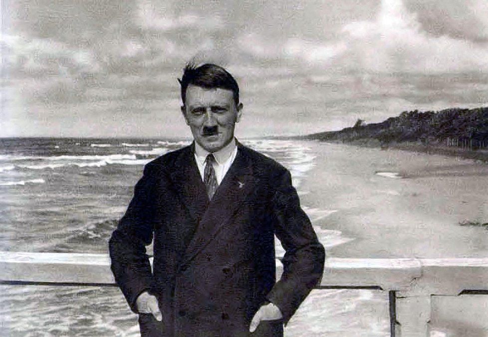 Adolf Hitler měl v mládí malířské ambice.