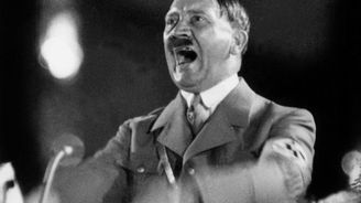Hitlerova cesta k moci začala zradou. Ovládl stranu do níž byl nasazen jako tajný agent