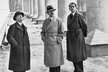 Hitler, profesor Gall a architekt Speer (vpravo) v Mnichově.