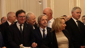 Pražší exprimátoři Pavel Bém a Adriana Krnáčová na Pražském hradě na setkání s prezidentem Petrem Pavlem. (27.11.2025)