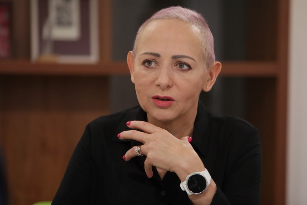 Bývalá pražská primátorka Adriana Krnáčová během rozhovoru pro Blesk (9. 12. 2020)