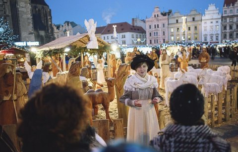 Plzeň opět nabízí adventní prohlídky města: Prodej vstupenek už začal, volná místa rychle mizí