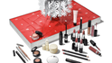 Adventní kalendář s kosmetickými produkty, MAC Cosmetics, 6900 Kč, maccosmetics.cz