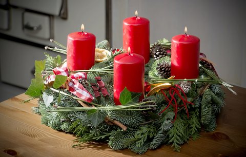 Dnes je první adventní neděle: Udělejte si dekoraci na poslední chvíli