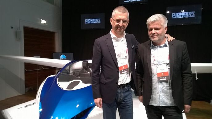 AeroMobil. Zleva: Juraj Vaculík a Štefan Klein