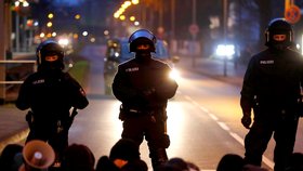 Německá policie zatkla na severu země ve středu ráno trojici Iráčanů, kteřé podezřívá z přípravy teroristického útoku. Informuje o tom Spiegel Online. Ilustrační foto